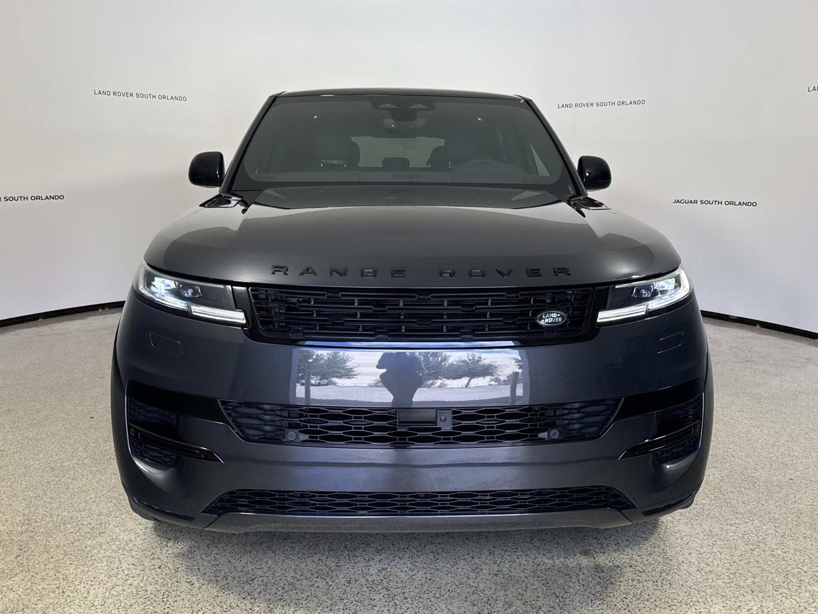 New 2026 Land Rover Range Rover Sport SE AWD/4WD image 8