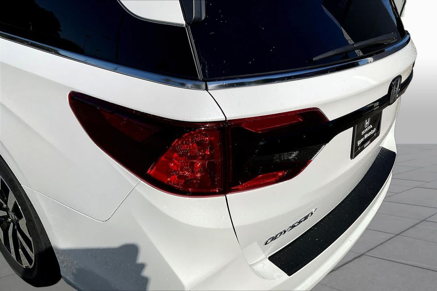 New 2027 Honda Odyssey EX-L image 14