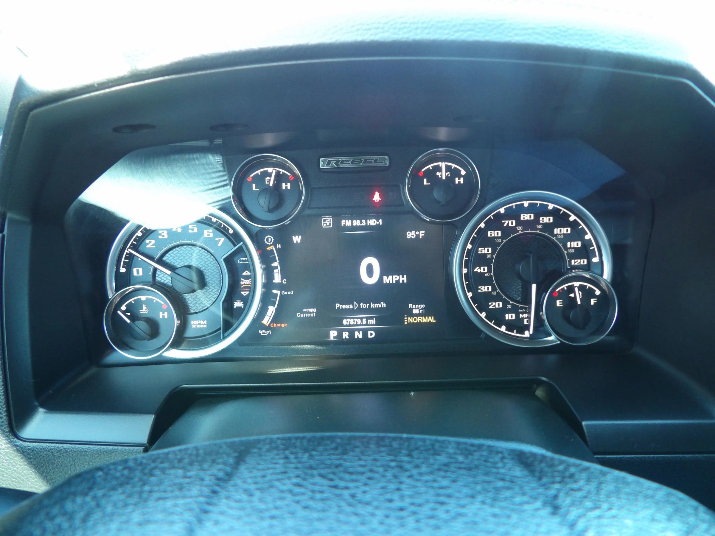 Used 2018 RAM 1500 Rebel w/ Luxury Group AWD/4WD image 17