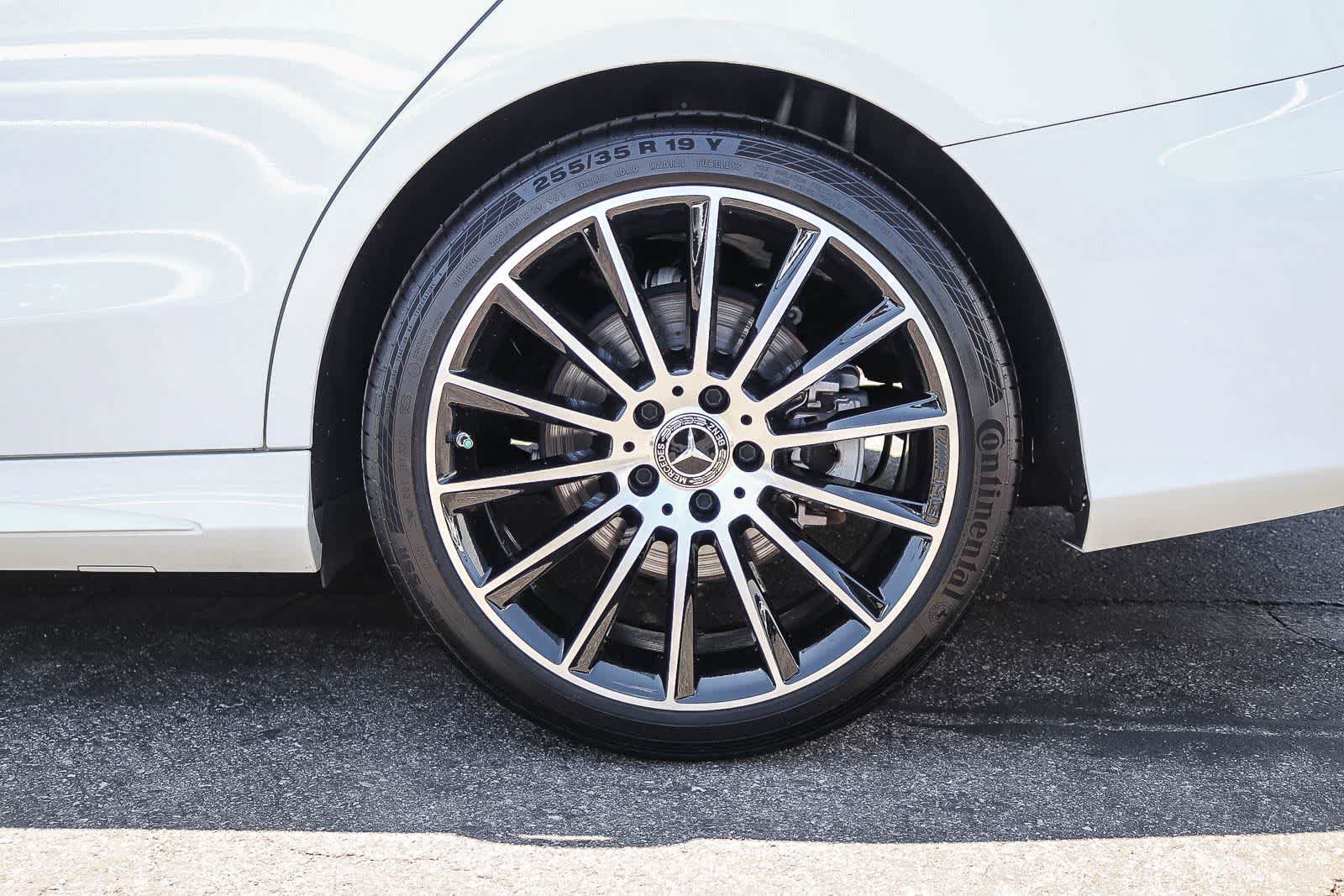 Used 2021 Mercedes-Benz C 300 Sedan image 11