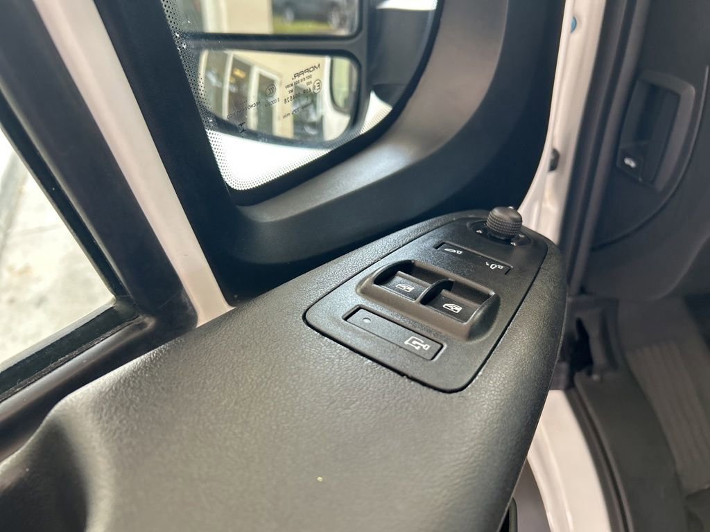 Used 2025 RAM ProMaster 2500 w/ Convenience Group FWD image 38