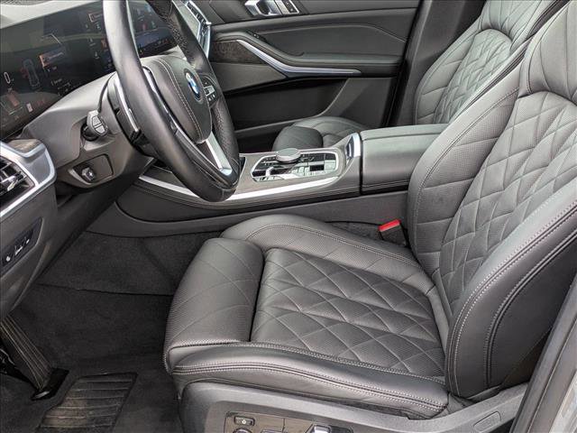 Used 2024 BMW X5 xDrive40i w/ Premium Package AWD/4WD image 17