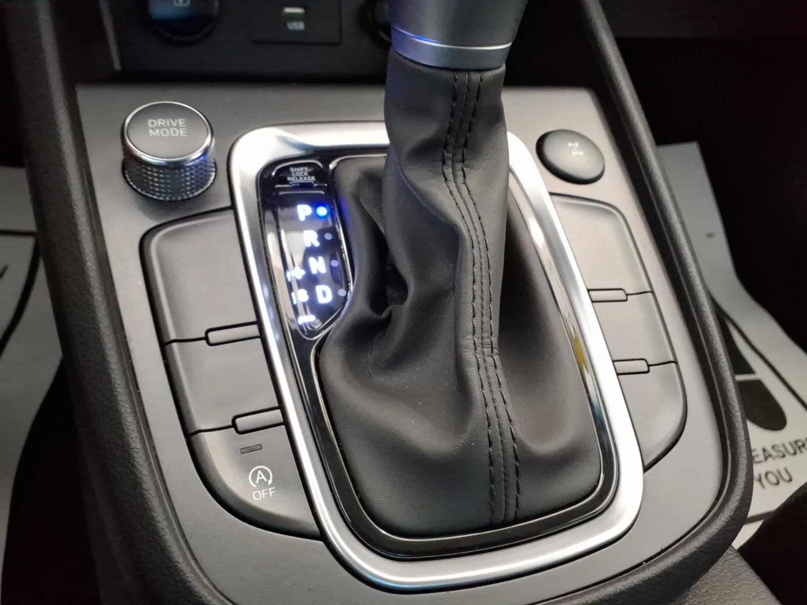 Certified 2023 Hyundai Kona SEL AWD/4WD image 26