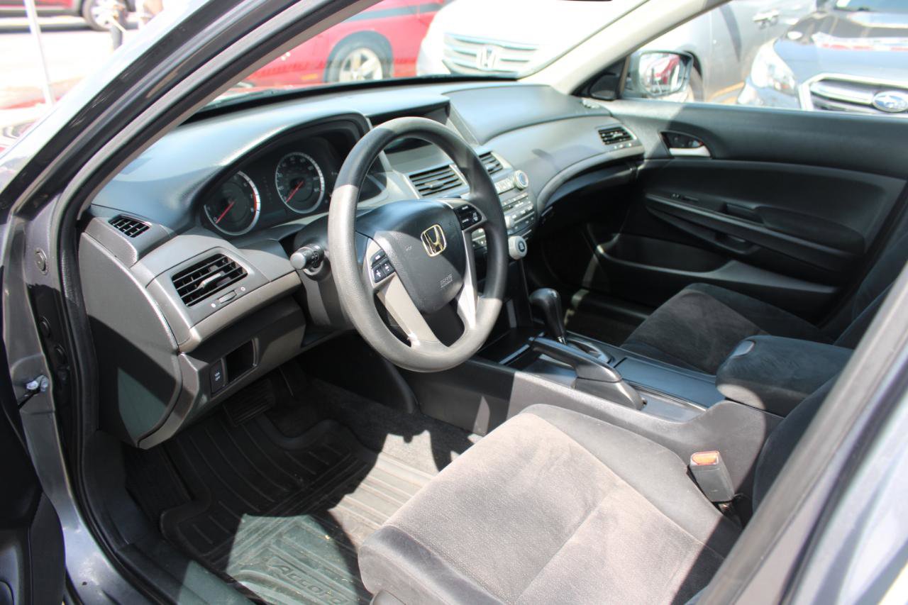 Used 2010 Honda Accord LX image 12