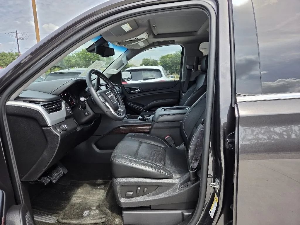 Used 2016 GMC Yukon SLT w/ Open Road Package RWD image 13