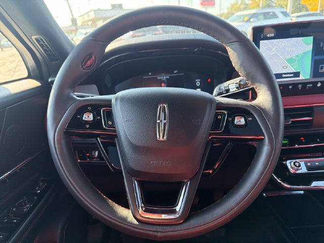 Used 2023 Lincoln Corsair Reserve w/ Equipment Group 201A AWD/4WD image 16