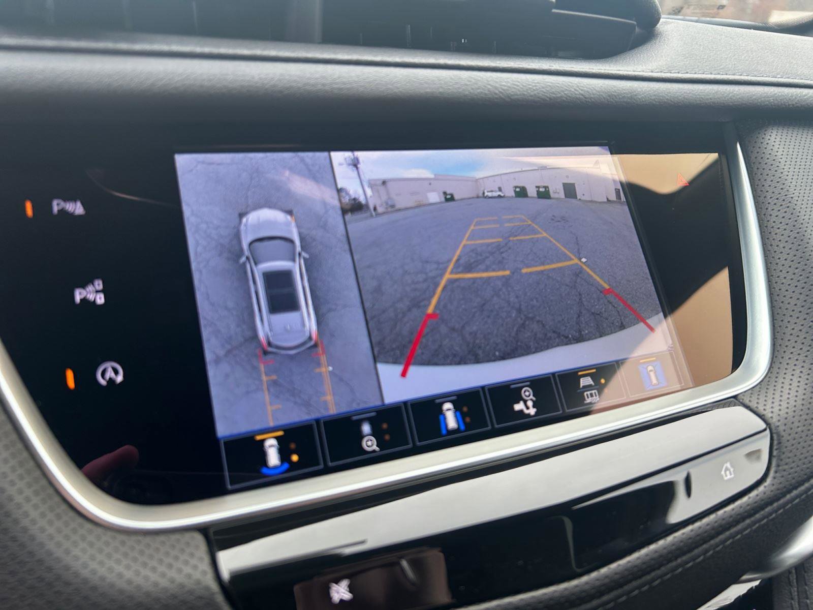 New 2026 Cadillac XT5 Sportv w/ LPO, Floor Liner Package image 19