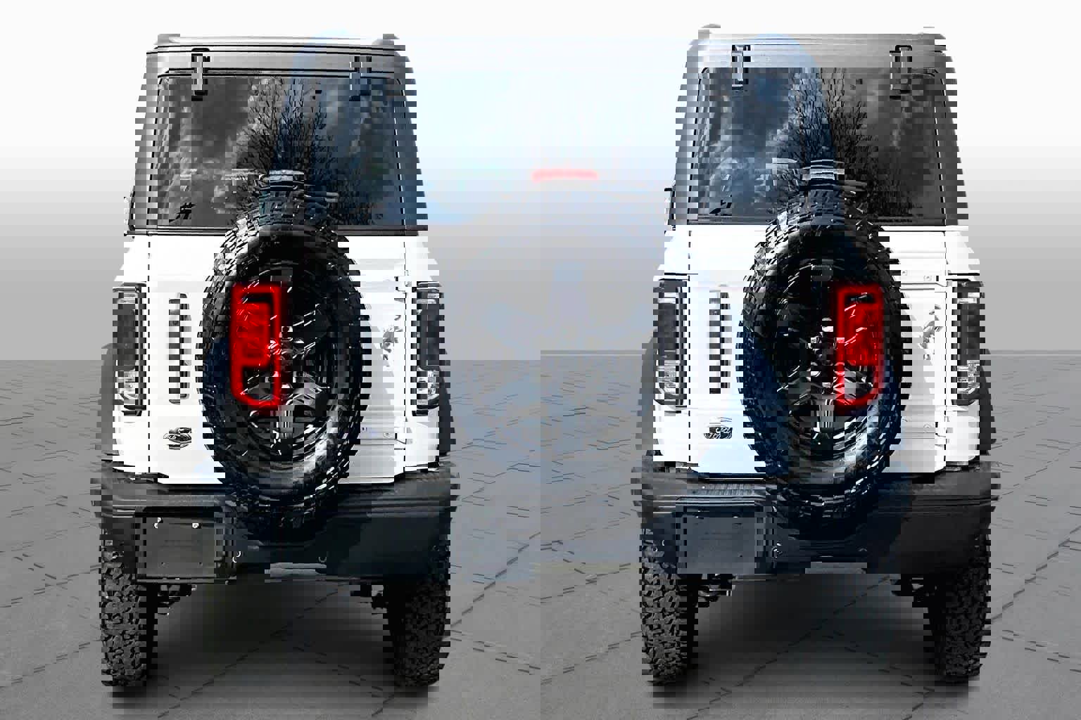 Used 2024 Ford Bronco Black Diamond image 5