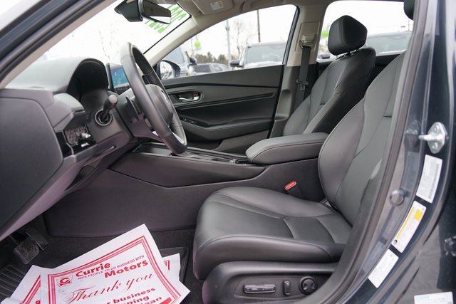Used 2024 Honda Accord Touring image 11