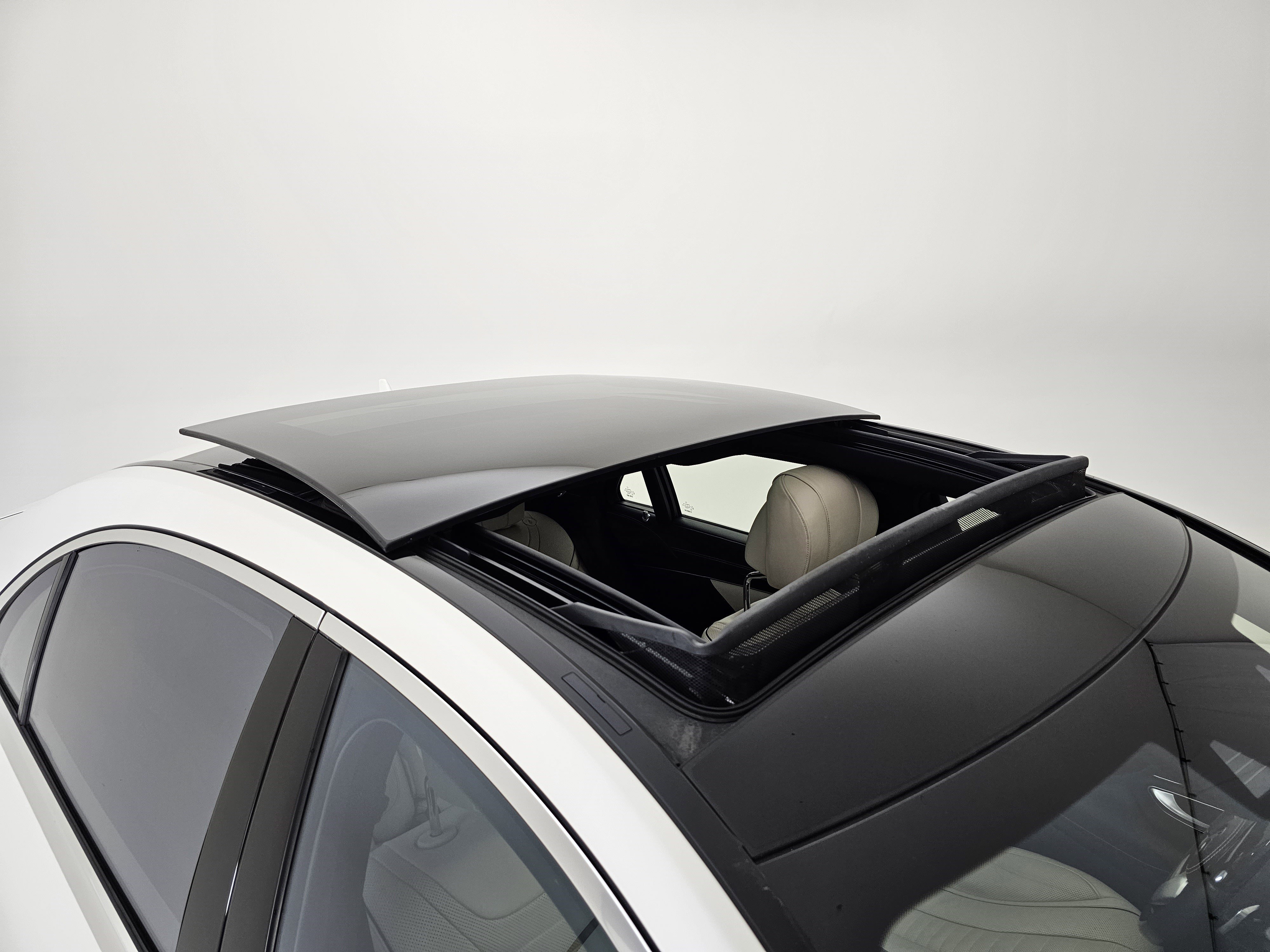 Used 2019 Mercedes-Benz S 560 Sedan image 44