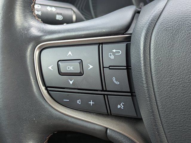 Used 2021 Lexus UX 200 w/ Premium Package FWD image 22