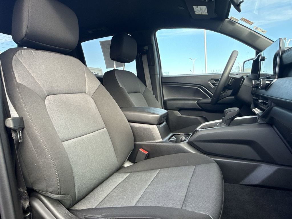 Used 2026 Chevrolet Colorado Trail Boss image 25
