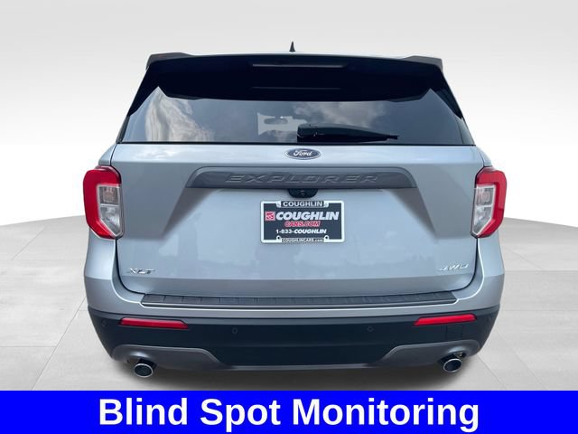 Used 2023 Ford Explorer XLT w/ Equipment Group 202A AWD/4WD image 4