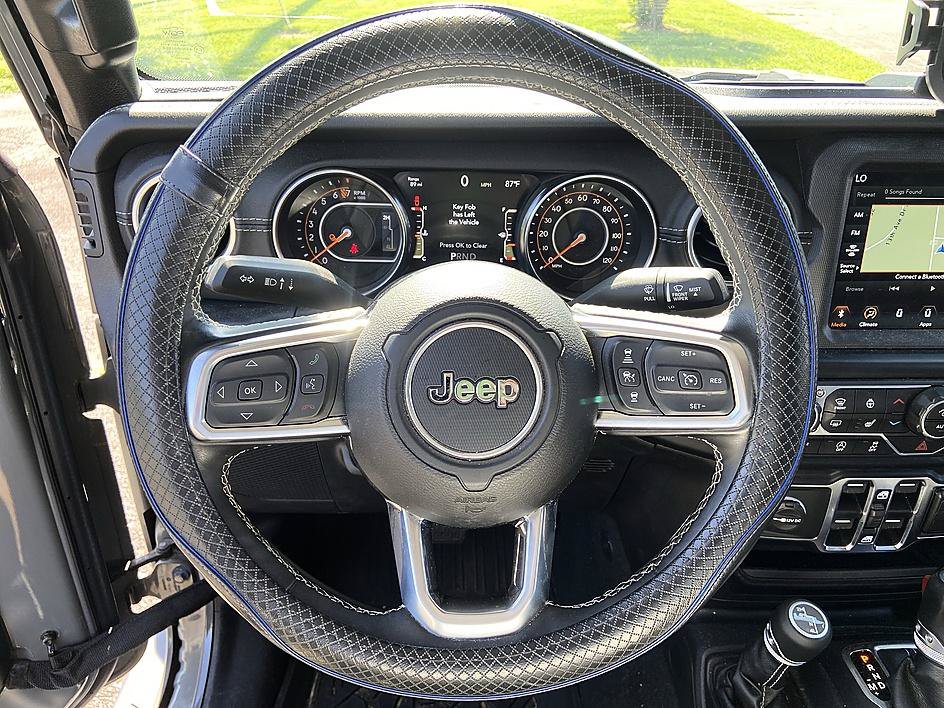 Used 2020 Jeep Gladiator Overland AWD/4WD image 12