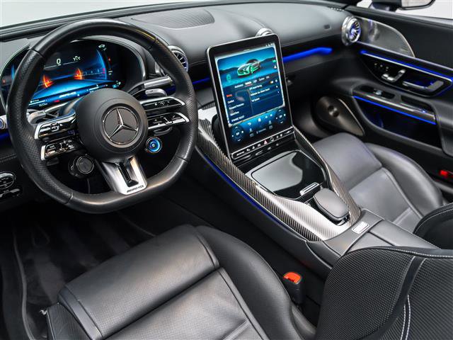 Used 2023 Mercedes-Benz SL 63 AMG 4MATIC image 27