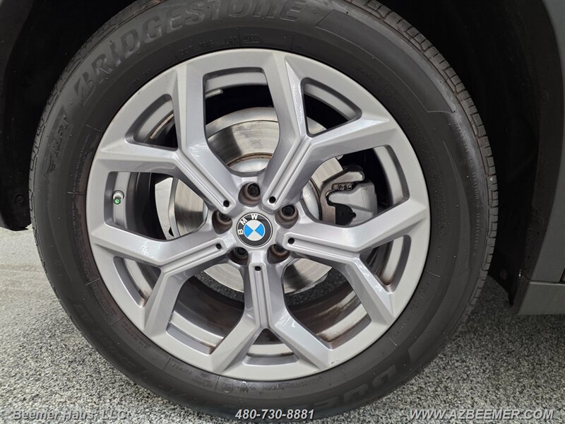 Used 2023 BMW X3 sDrive30i w/ Premium Package RWD image 16