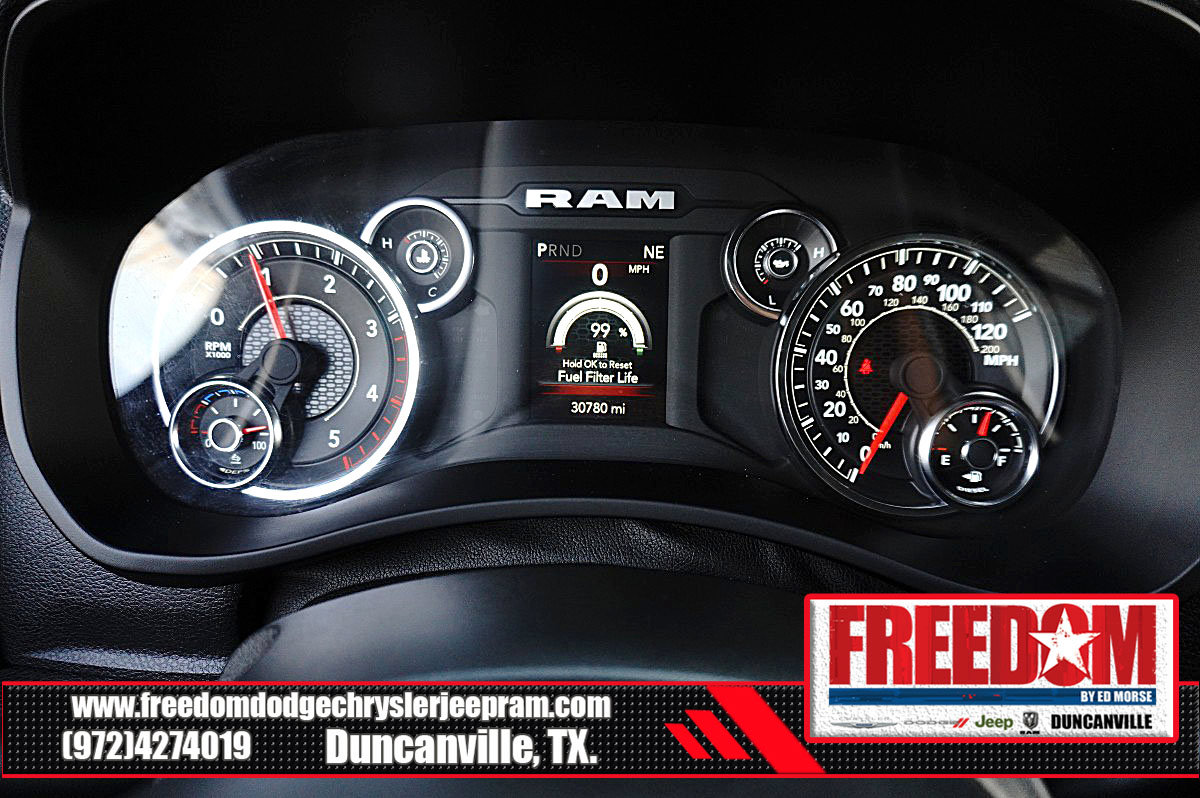 Used 2024 RAM 3500 Tradesman w/ Chrome Appearance Group AWD/4WD image 17