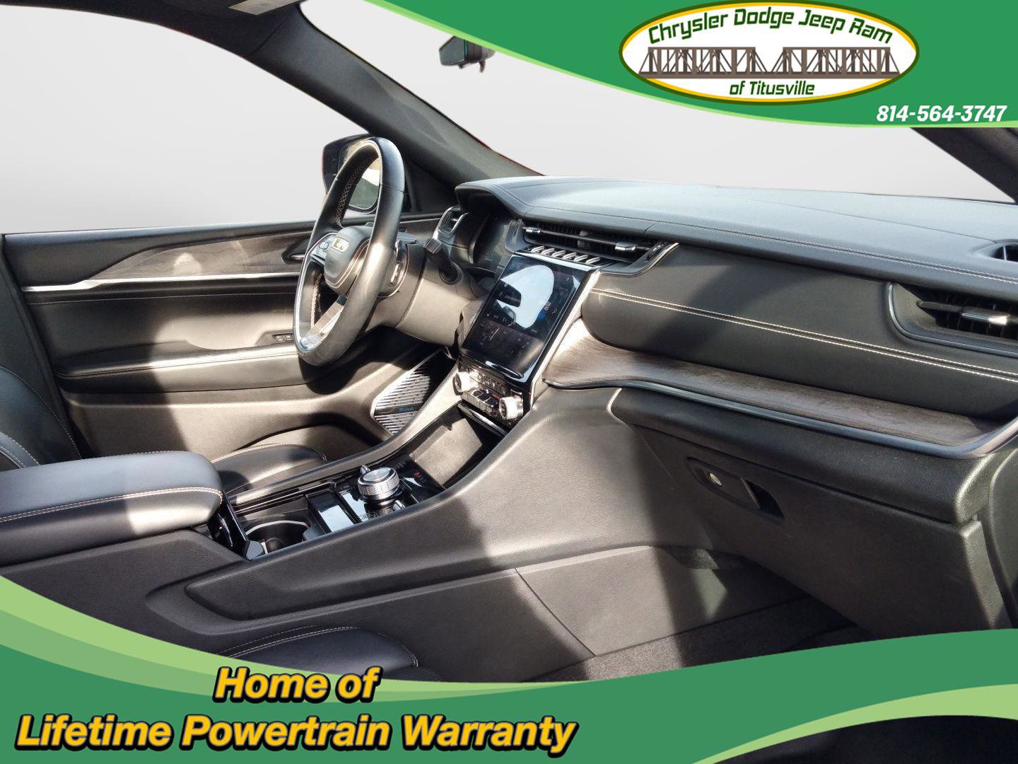 Used 2022 Jeep Grand Cherokee Overland w/ Luxury Tech Group IV image 34