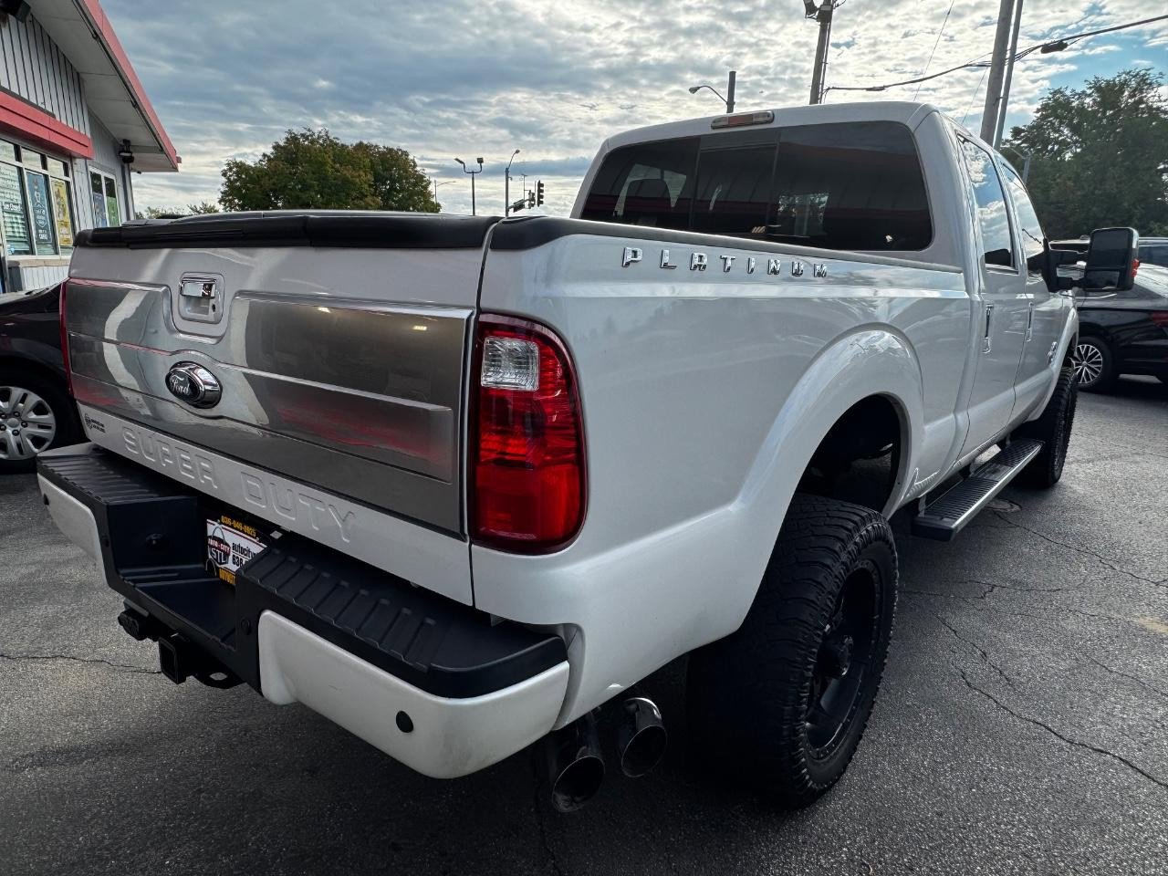 Used 2015 Ford F250 Platinum w/ FX4 Off-Road Package image 7