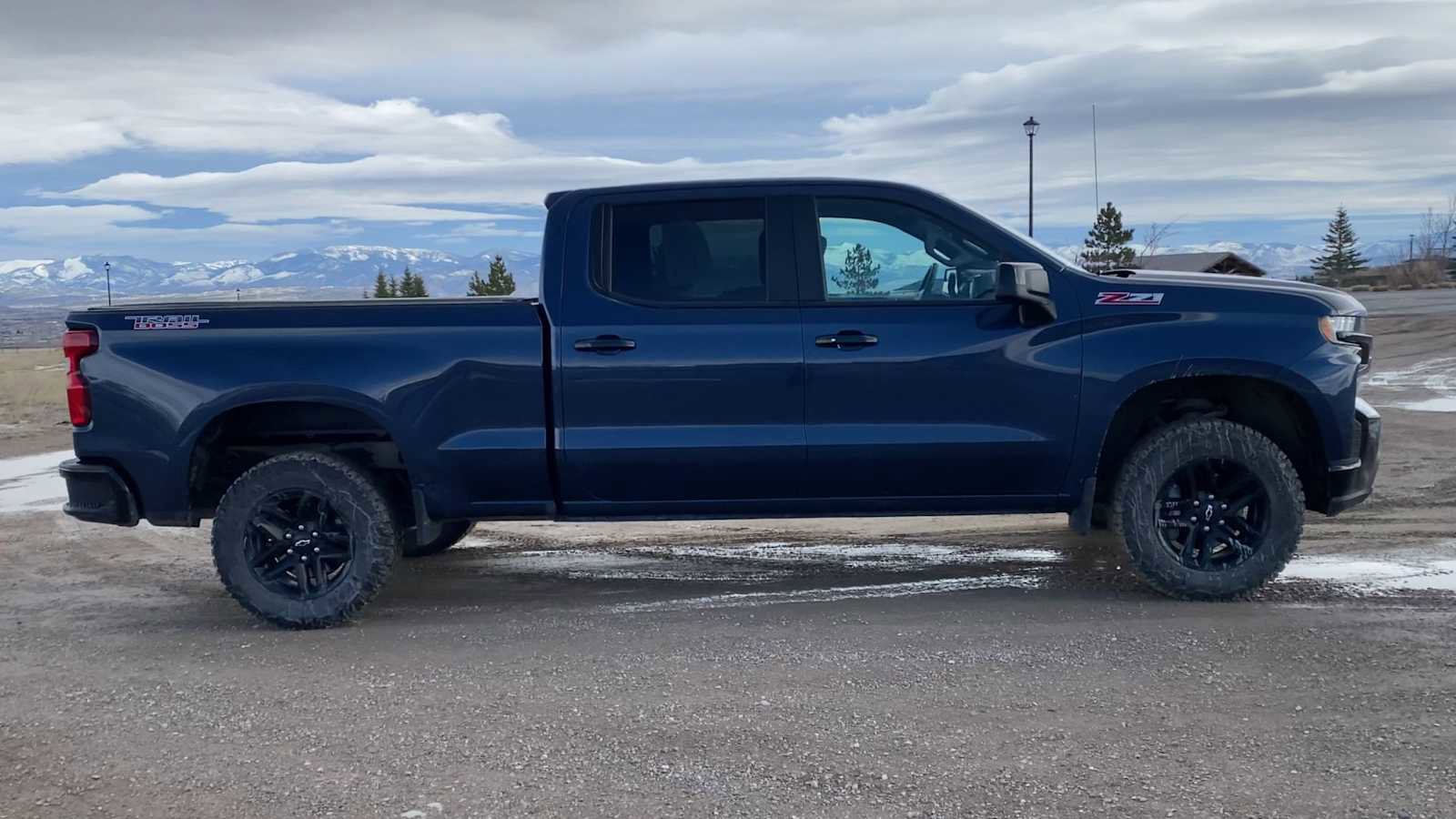 Used 2021 Chevrolet Silverado 1500 LT Trail Boss w/ Convenience Package II AWD/4WD image 9