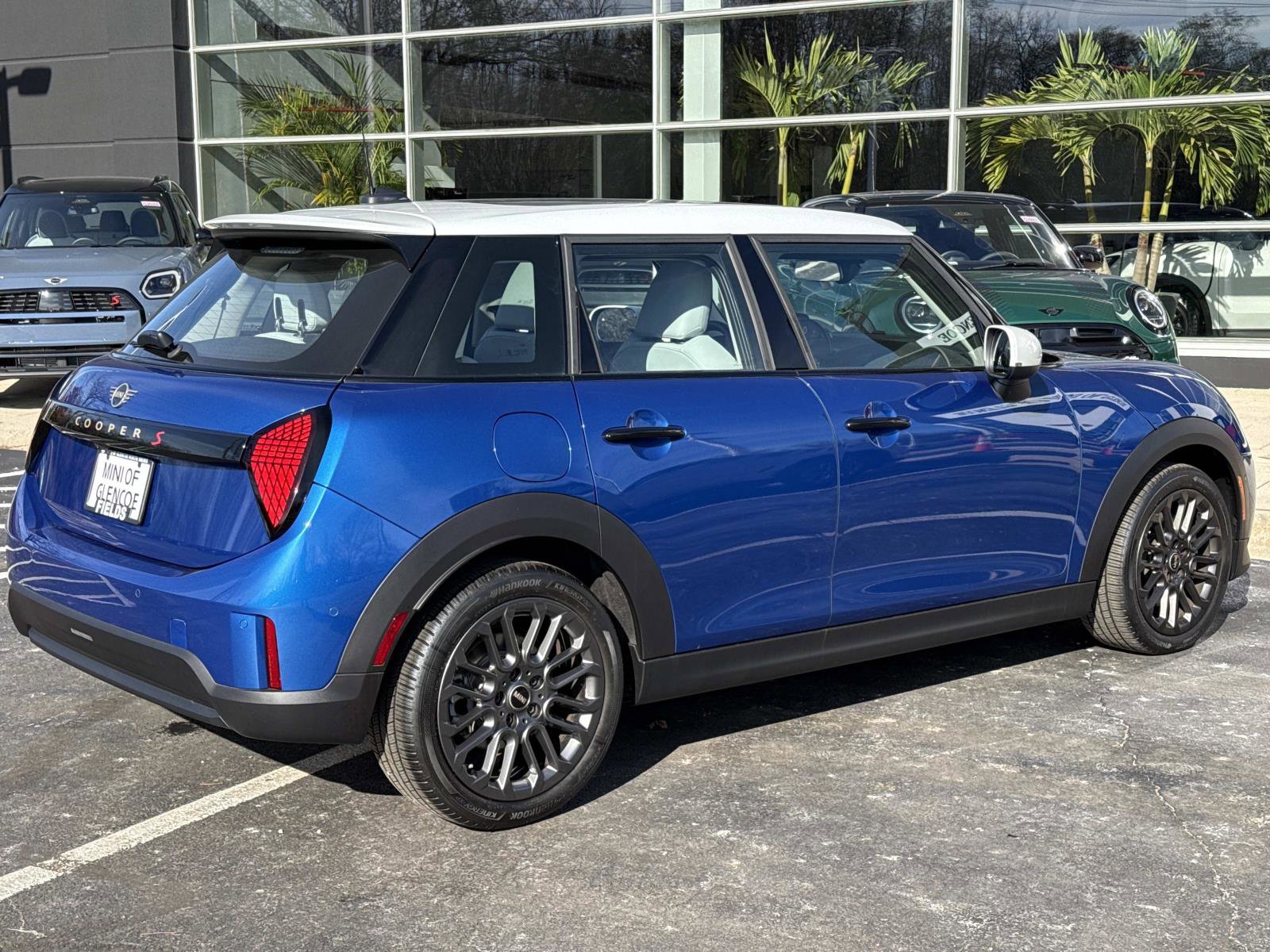 Certified 2025 MINI Cooper S FWD image 5