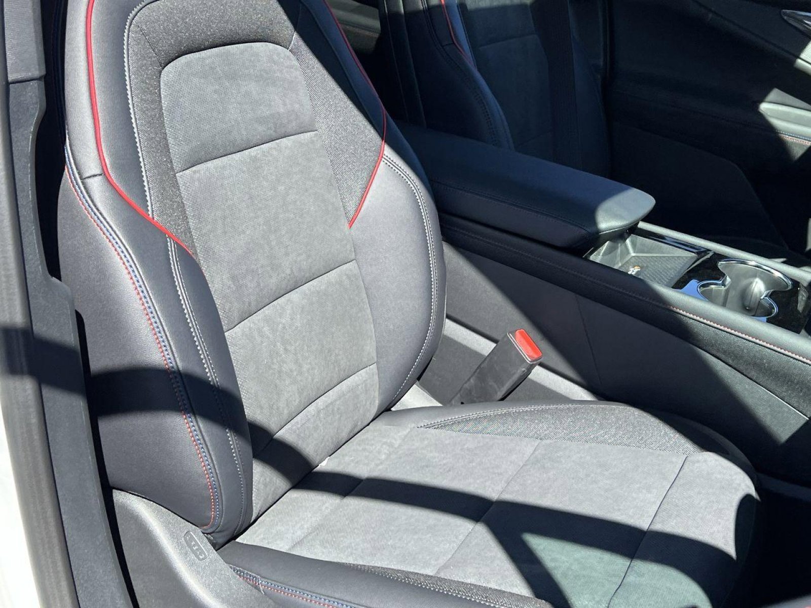 New 2025 Chevrolet Blazer EV RS image 22