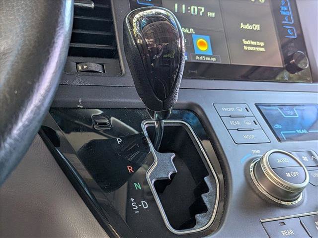 Used 2016 Toyota Sienna XLE FWD image 13