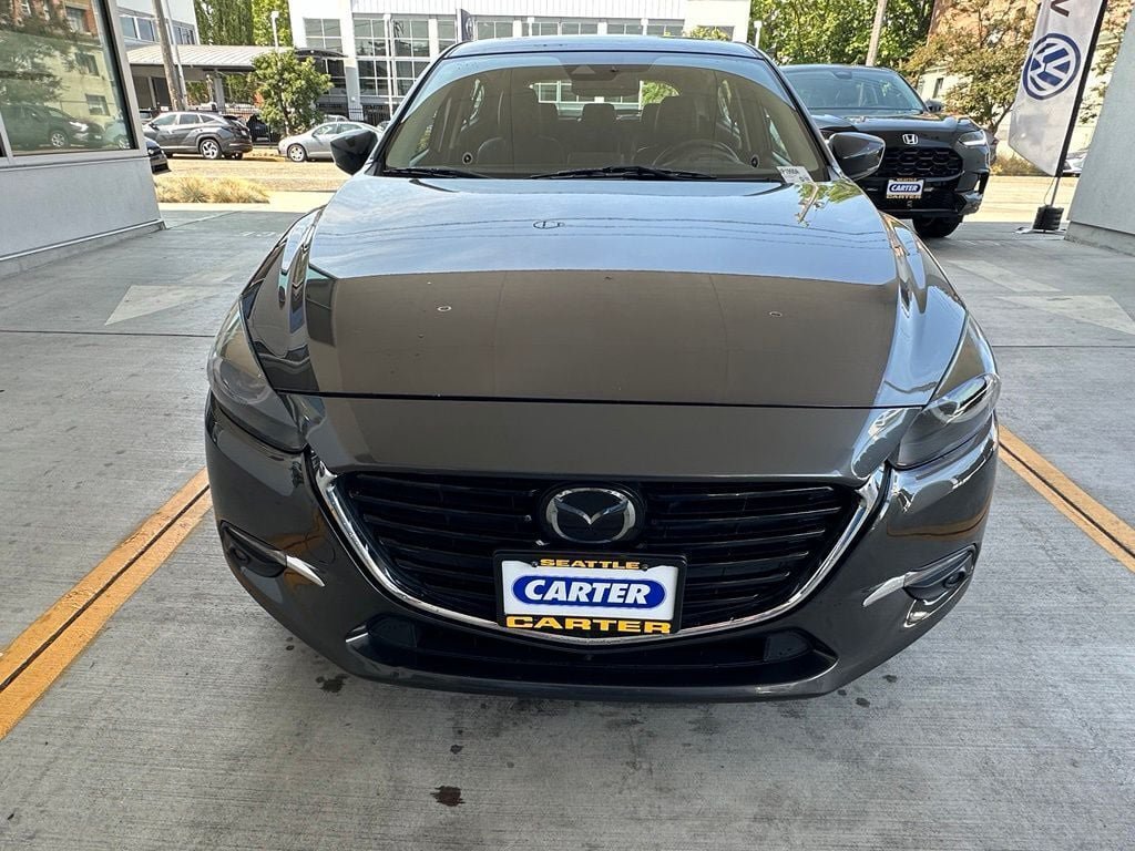 Used 2018 MAZDA MAZDA3 Grand Touring w/ Premium Equipment Package FWD image 2