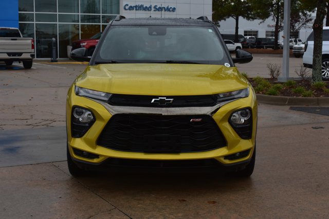 Used 2023 Chevrolet TrailBlazer RS w/ Sun and Liftgate Package image 2