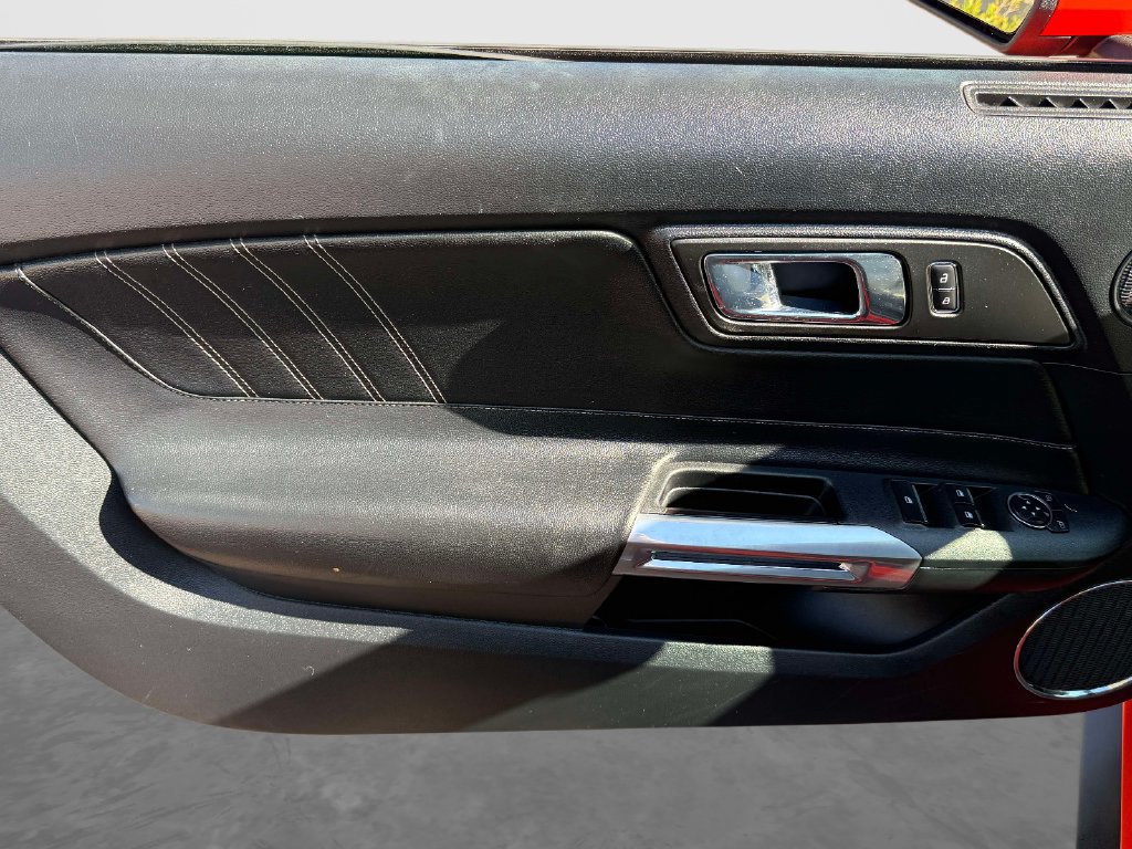 Used 2015 Ford Mustang Premium RWD image 11