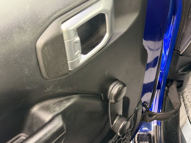 Used 2018 Jeep Wrangler Sport image 17