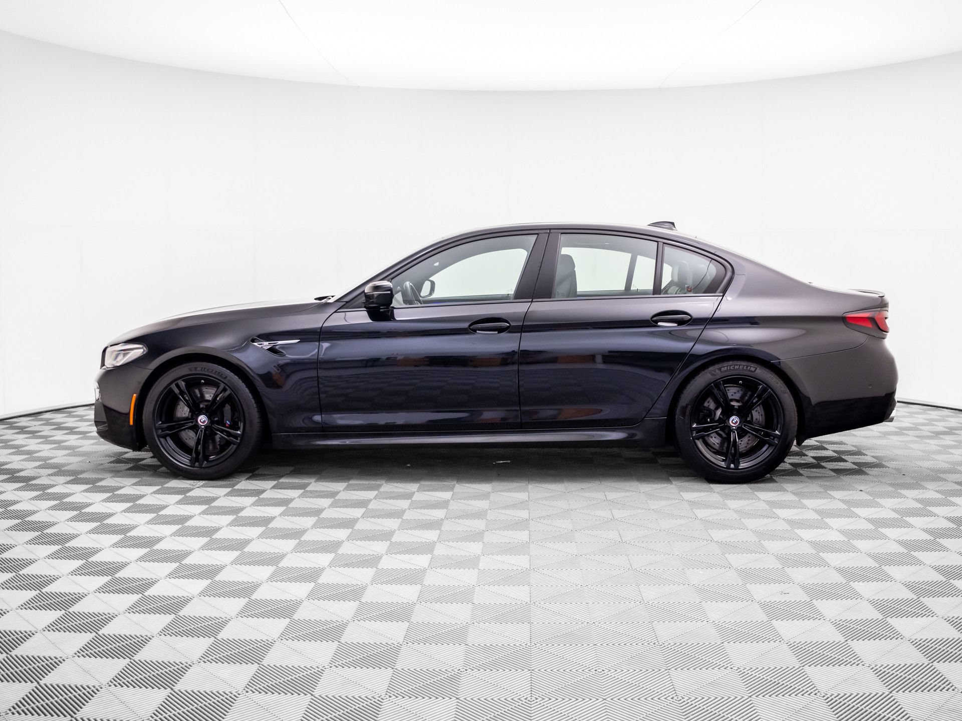 Used 2022 BMW M5 AWD/4WD image 2