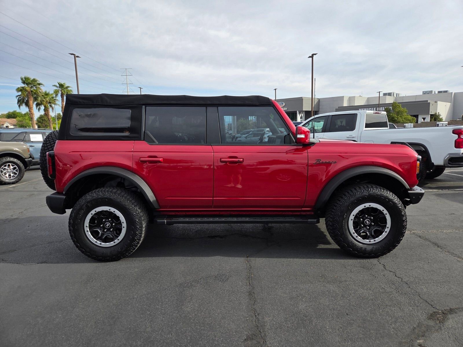 Certified 2021 Ford Bronco Outer Banks w/ Sasquatch Package image 7