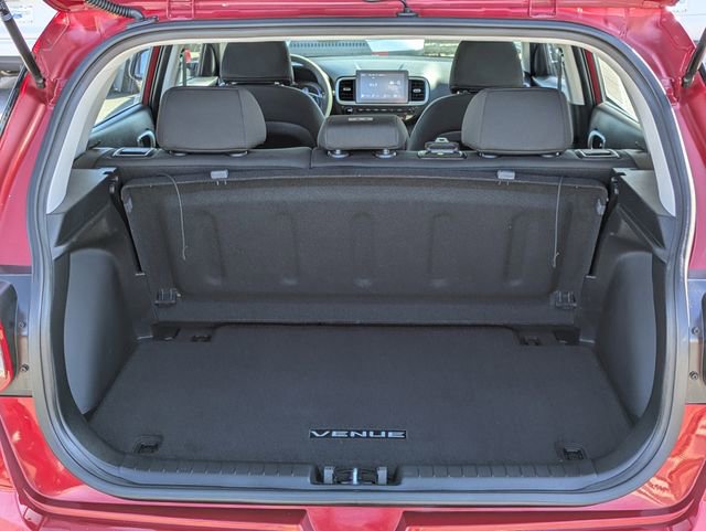 Used 2024 Hyundai Venue SE image 13