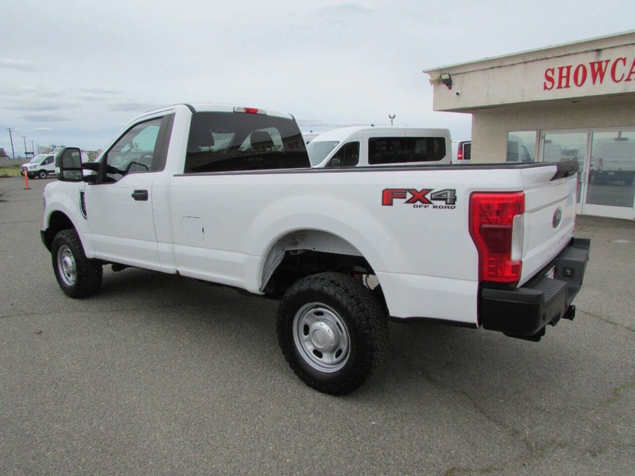 Used 2019 Ford F250 XL w/ Power Equipment Group image 9