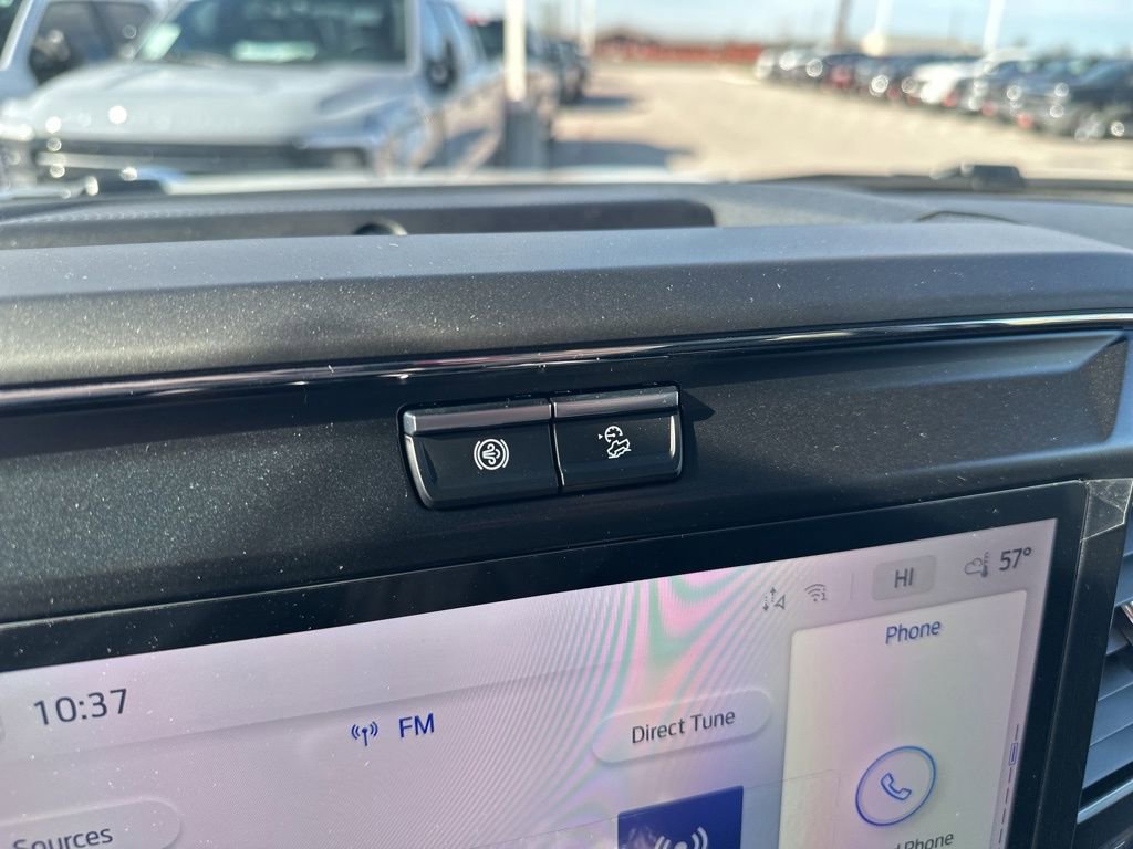 New 2026 Ford F250 Lariat w/ Black Appearance Package image 28