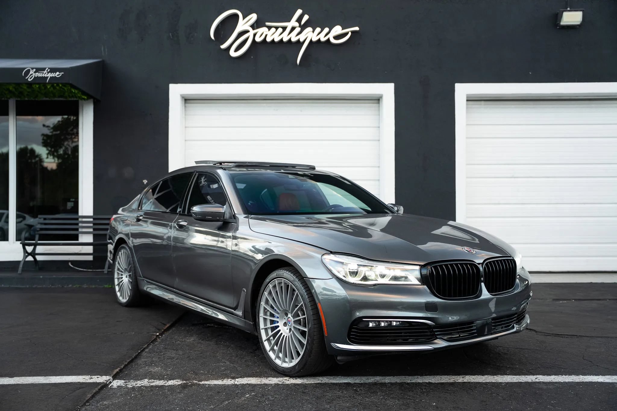 Used 2018 BMW ALPINA B7 xDrive w/ Luxury Rear Seating Package AWD/4WD image 1