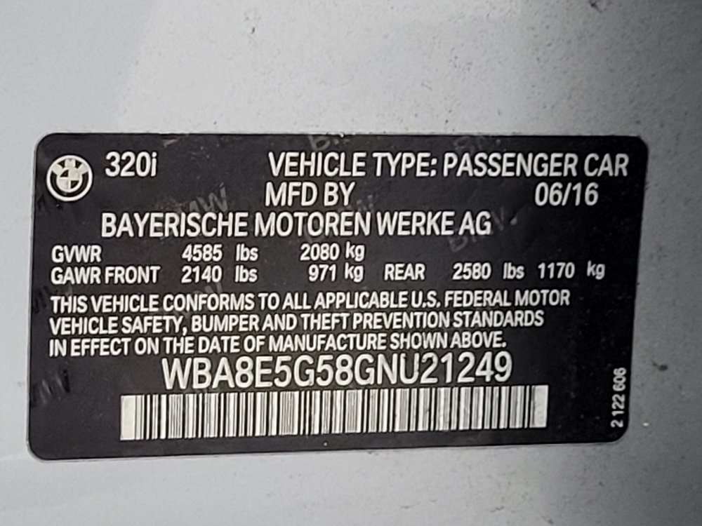 Used 2016 BMW 320i xDrive Sedan AWD/4WD image 33