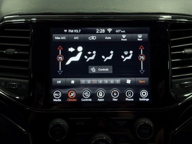 Used 2019 Jeep Grand Cherokee Limited X AWD/4WD image 36