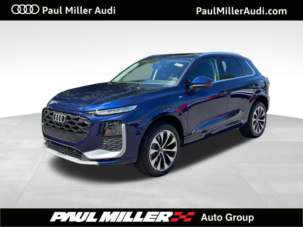 New 2026 Audi Q3 quattro 2.0T AWD/4WD 360° Tour