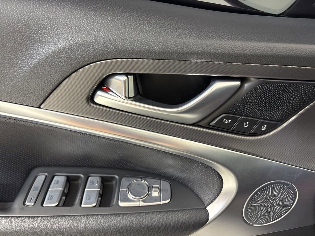 Used 2026 Genesis G70 3.3T Sport Prestige image 18