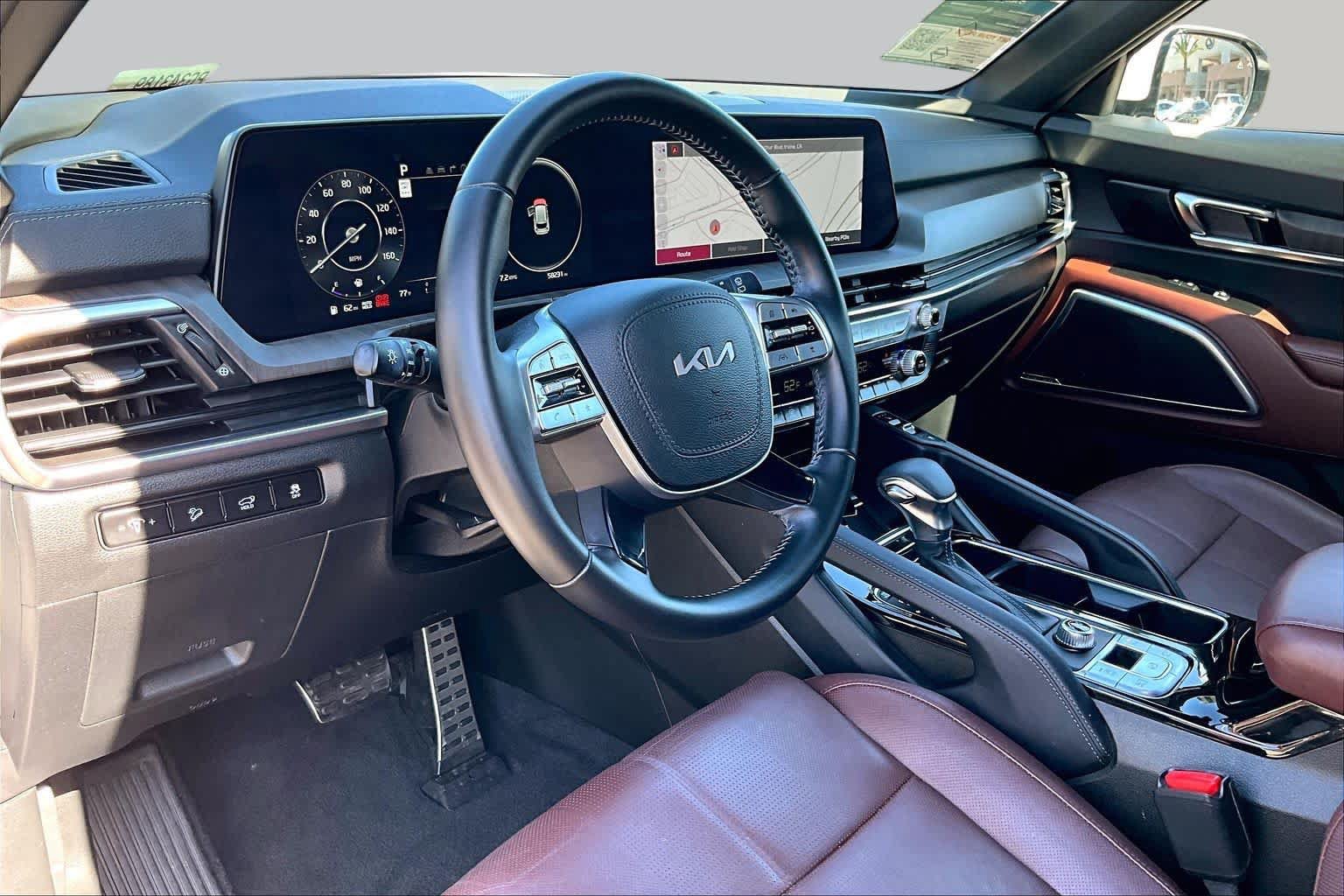 Used 2023 Kia Telluride SX FWD image 15