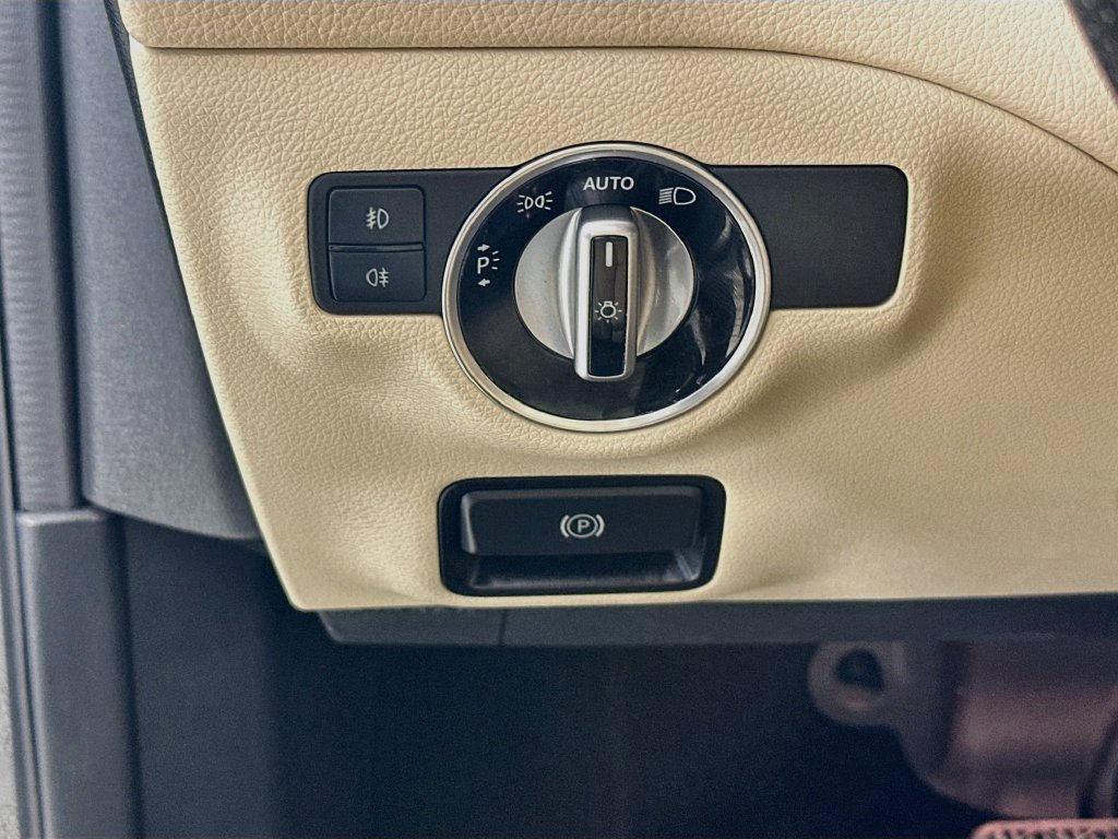 Used 2019 Mercedes-Benz GLA 250 image 10