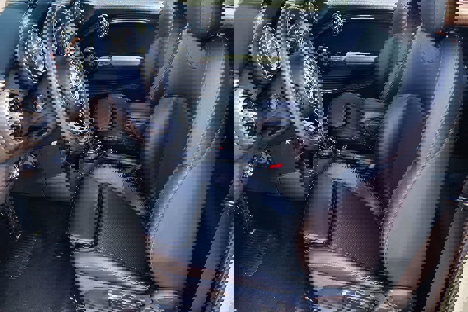 Used 2014 MINI Cooper 2-Door Hardtop image 19