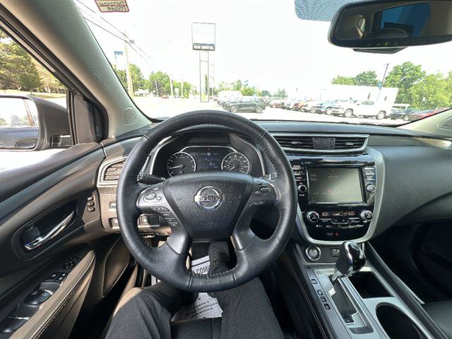 Used 2020 Nissan Murano SL image 3