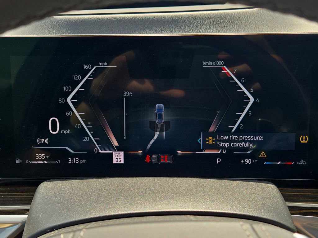 Used 2024 BMW X5 sDrive40i w/ Executive Package image 32