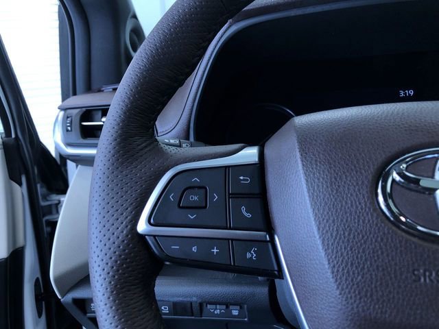 Certified 2024 Toyota Sienna Platinum image 26