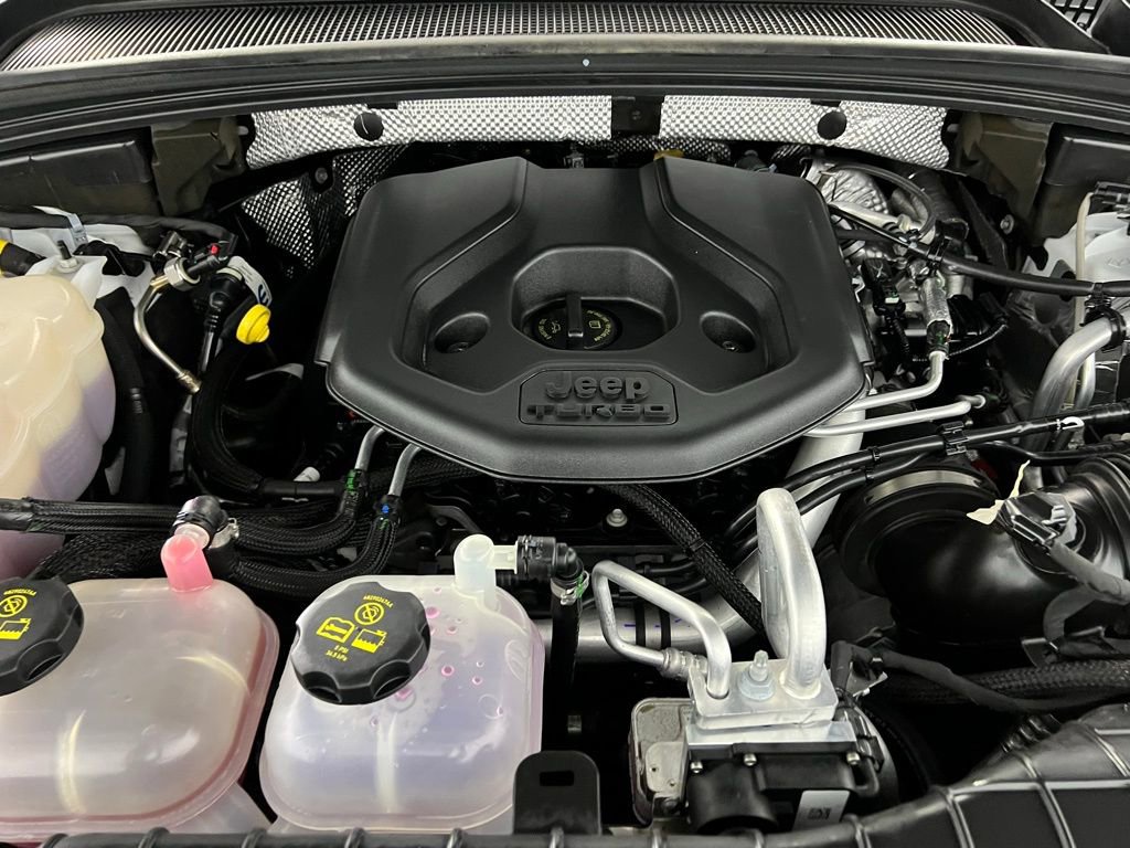 Used 2022 Jeep Grand Cherokee Limited 4xe w/ Luxury Tech Group II image 36