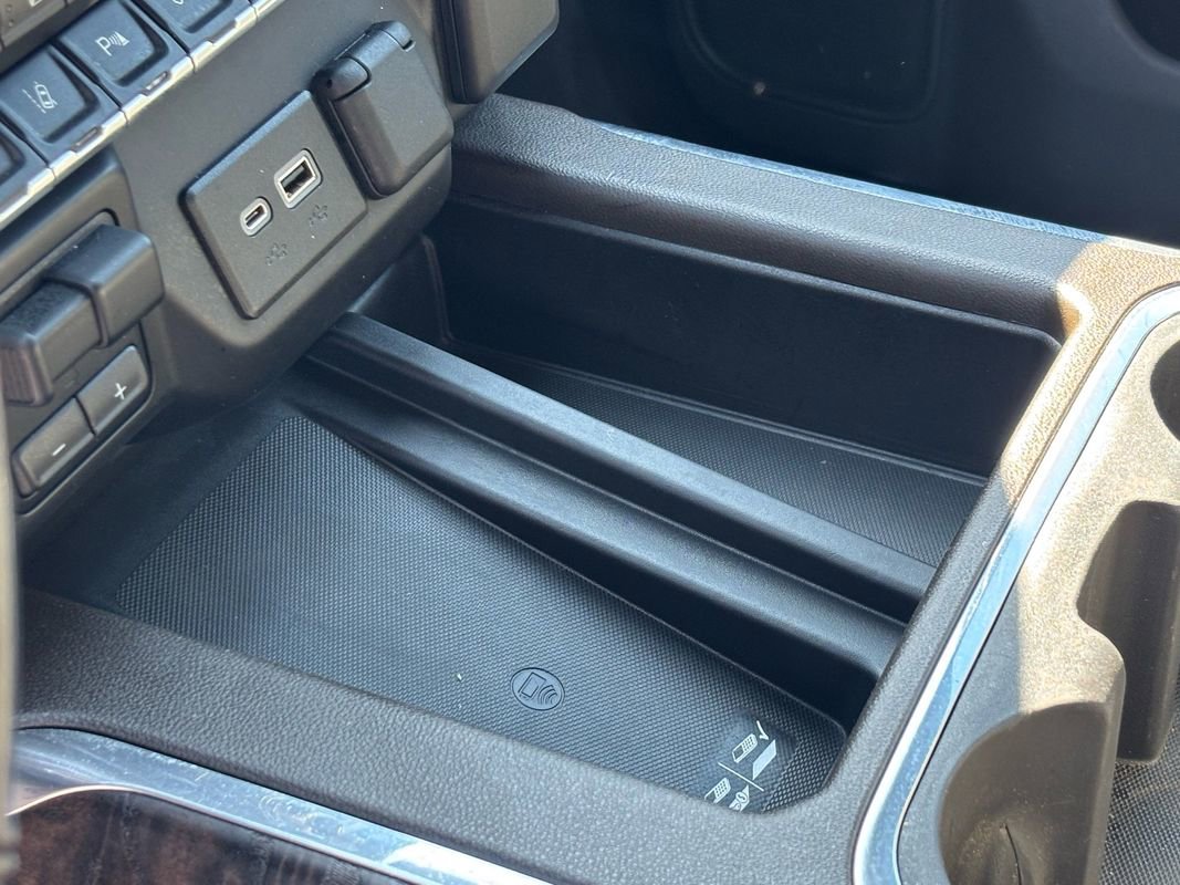 Used 2022 GMC Sierra 2500 Denali w/ Denali Ultimate Package AWD/4WD image 46