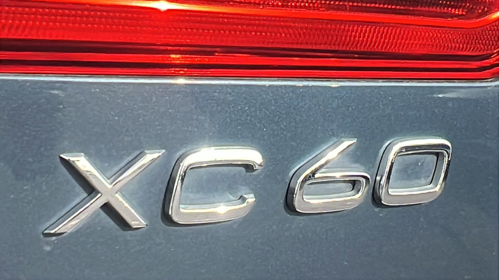 Used 2023 Volvo XC60 B6 Ultimate w/ Climate Package image 28